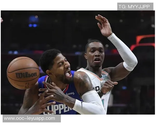 瓦塞尔表现出色8投4中贡献10分3篮板4助攻正负值高达25全场最佳